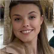 Doy clases tanto particulares como grupales y apoyo escolar general para alumnos de primaria y primeros cursos de la ESO